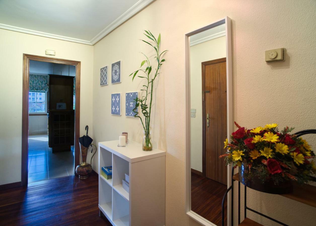El Piso De La Placita Redondela Bagian luar foto
